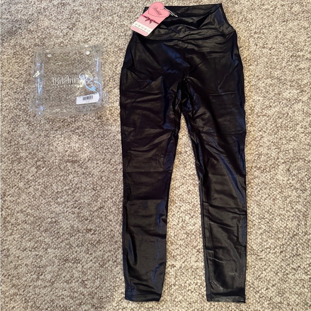 NWT New Bombshell Sportswear Original First Release Gloss Black Leggings Medium
